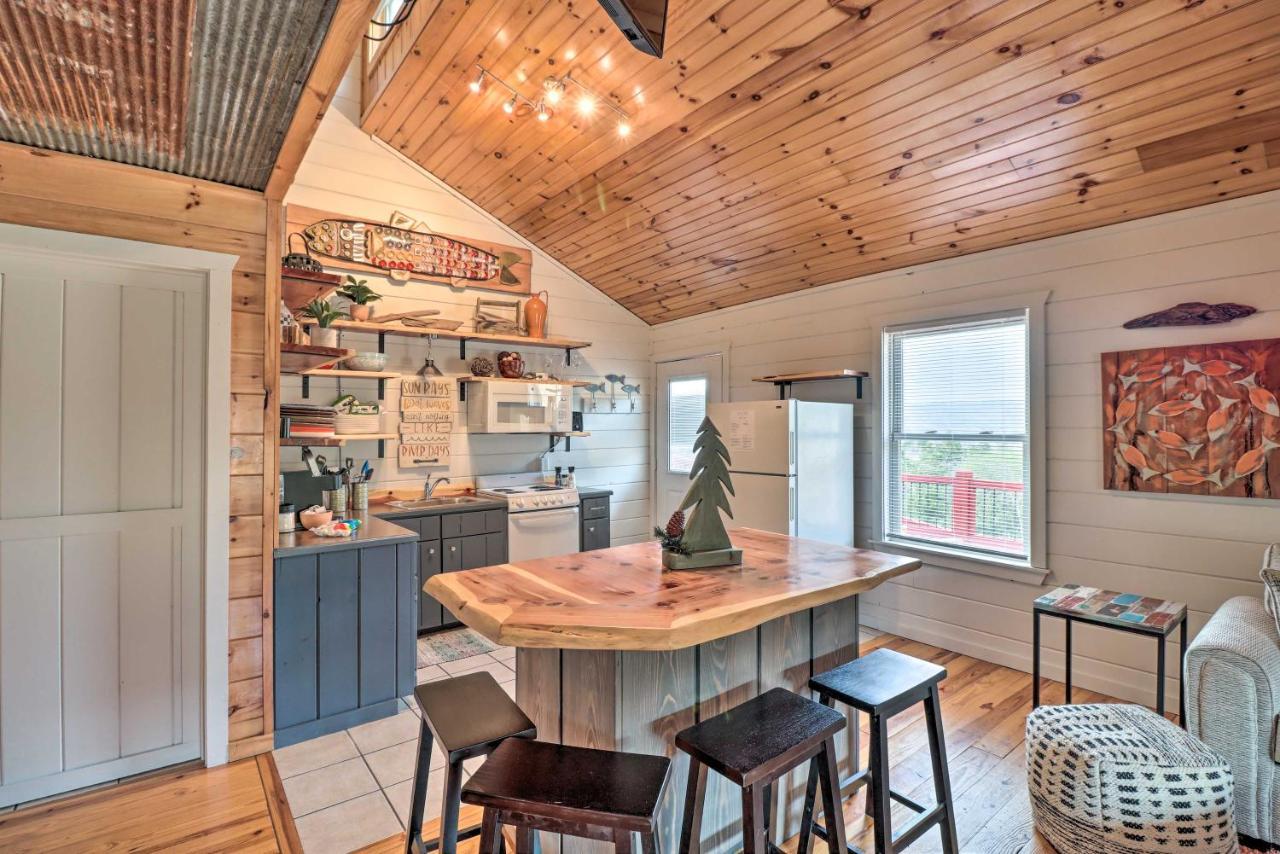 Cheery Pet-Friendly Studio With Shared Fire Pit Маунтин Вю Екстериор снимка
